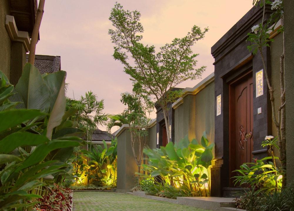 סמיניאק The Ulin Villas And Spa - By Karaniya Experience - Chse Certified מראה חיצוני תמונה